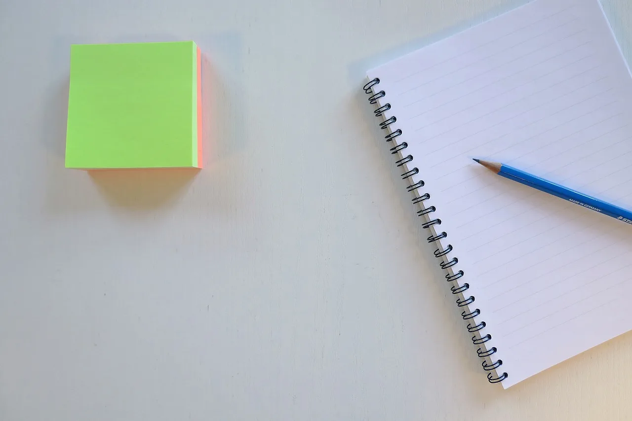 sticky, note, paper, notebook, pencil, work, desk, office, blue office, blue laptop, blue work, blue paper, blue desk, blue note