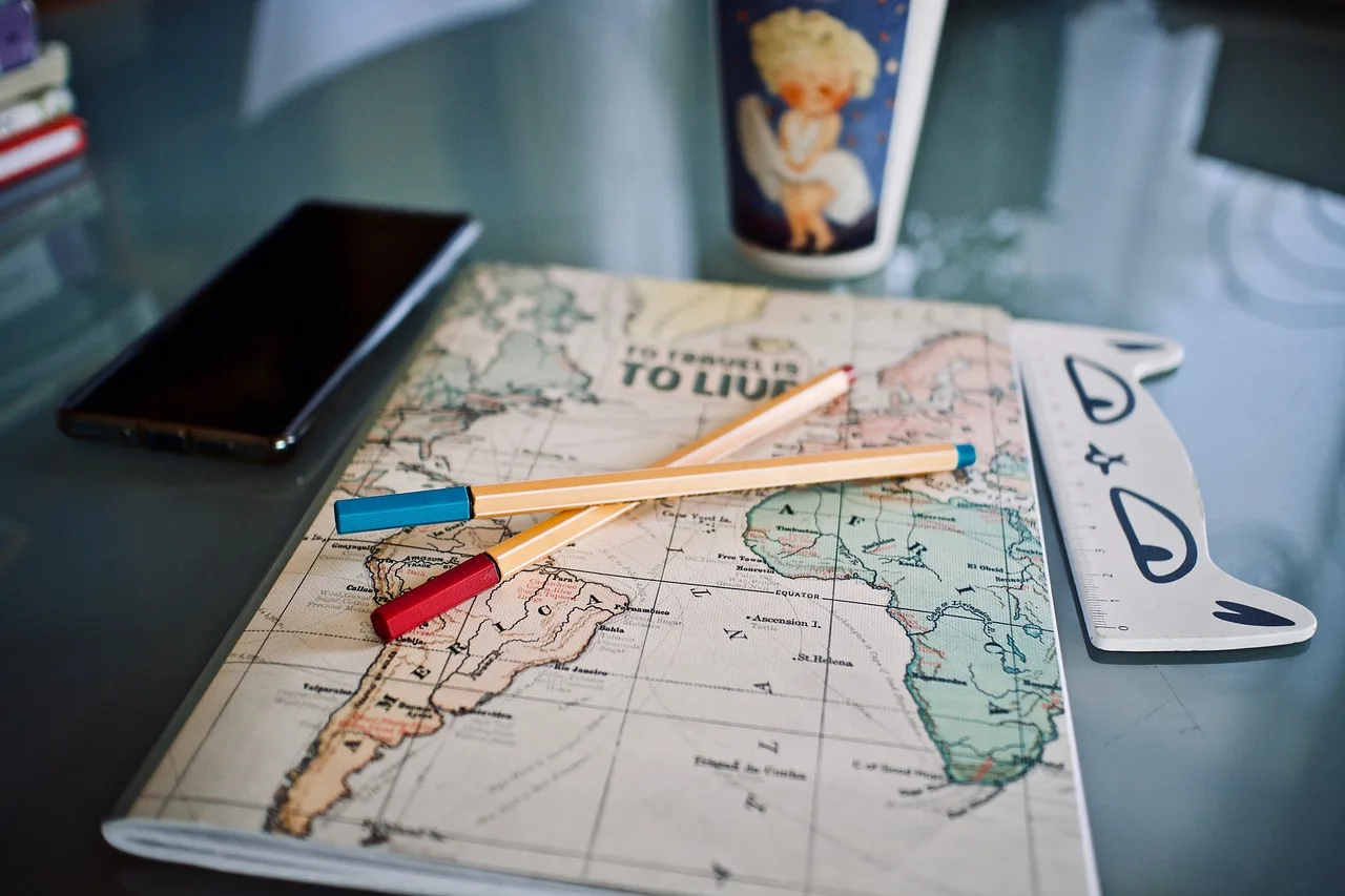 trip, to organize, vacation, ruler, notebook, quills, mobile phone, cup, map, geometry, ordered, paper, note, planning